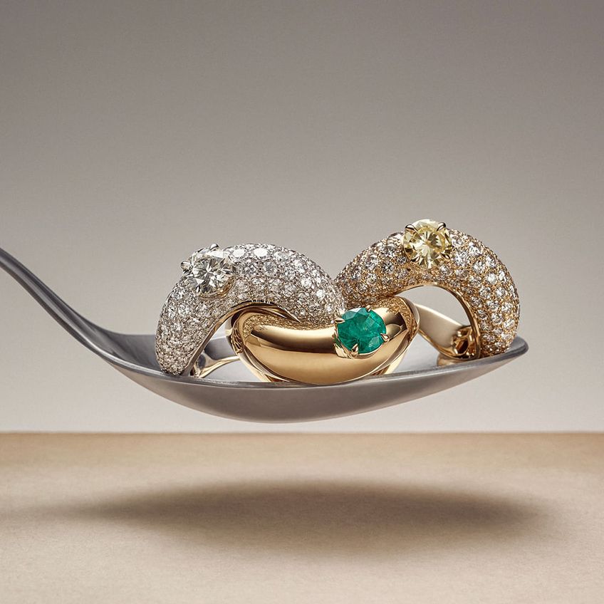 Zaha Emerald Ring