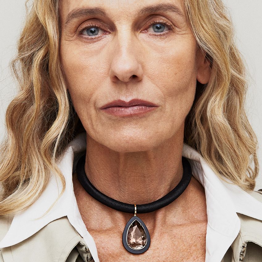 Yvonne Frames Necklace